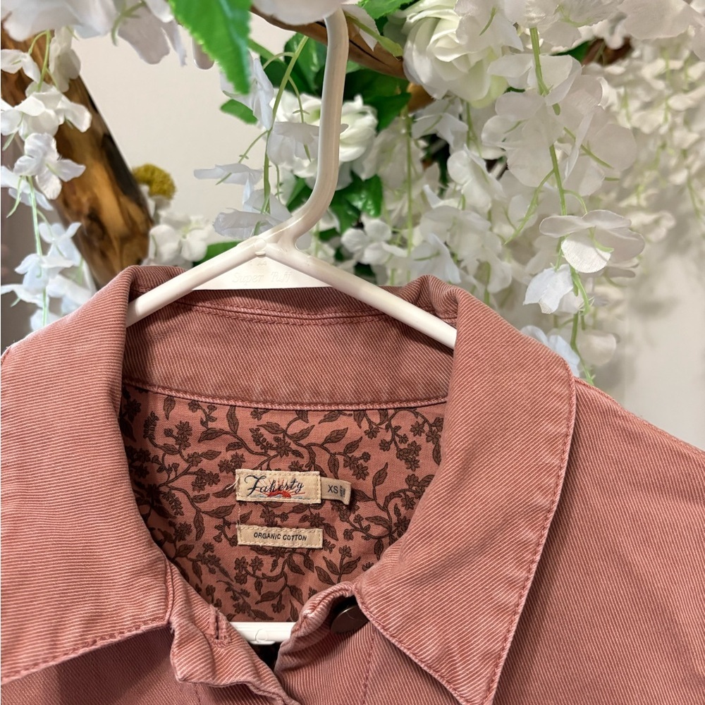 Faherty Rose Button-Up Jean Dress ๐ - Picture 8 of 12